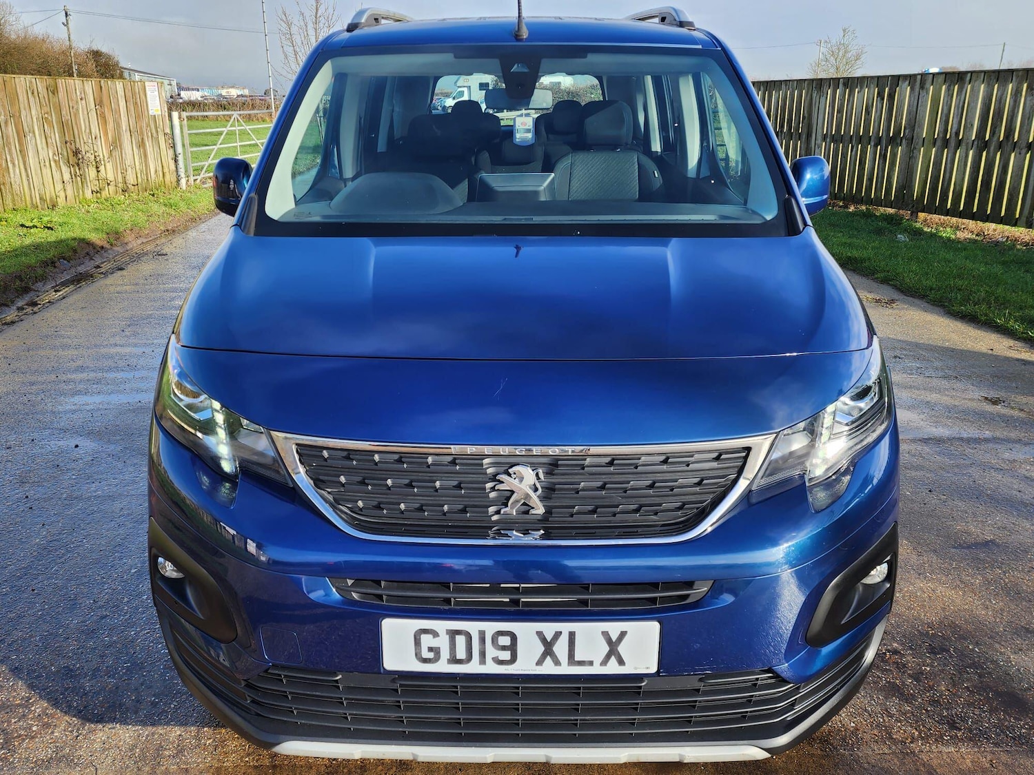 Used Peugeot Rifter 2019 for sale - 77978219: Photo 2