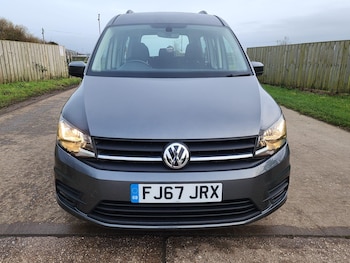 Used Volkswagen Caddy Maxi Life 2017 for sale - 76965089: Photo