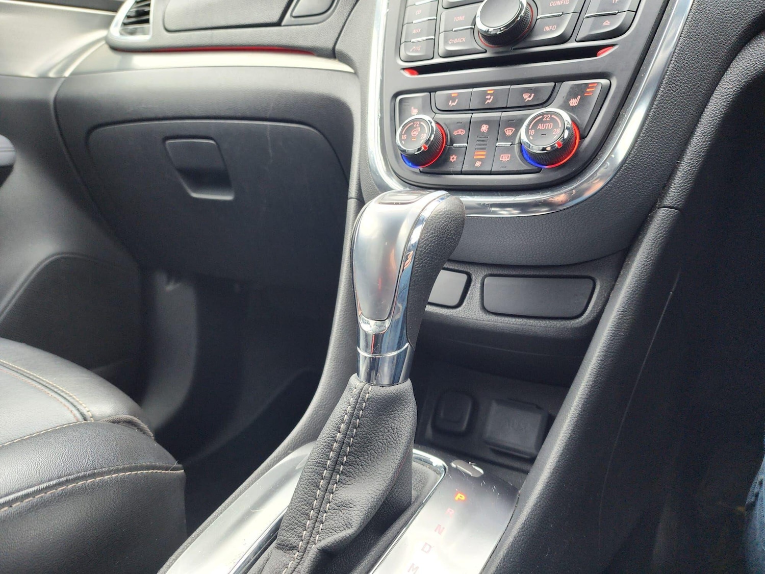 Used Vauxhall Mokka 2015 for sale - 76976780: Photo 7