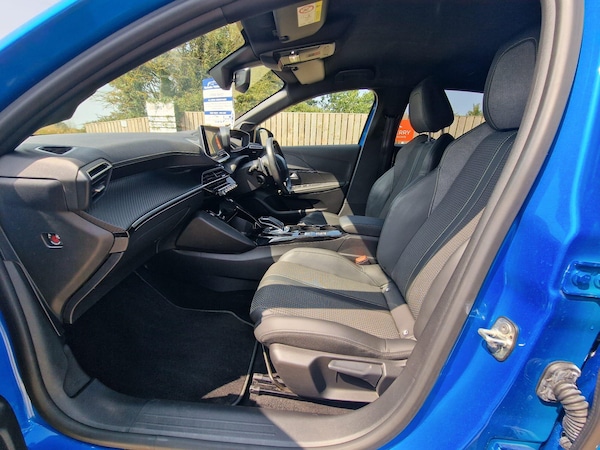Used Peugeot 208 2020 for sale - 76136448: Photo 25