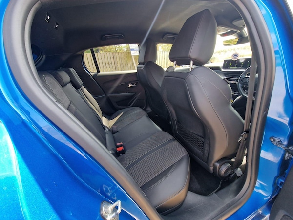 Used Peugeot 208 2020 for sale - 76136448: Photo 9