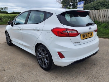 Used Ford Fiesta 2018 for sale - 78404692: Photo