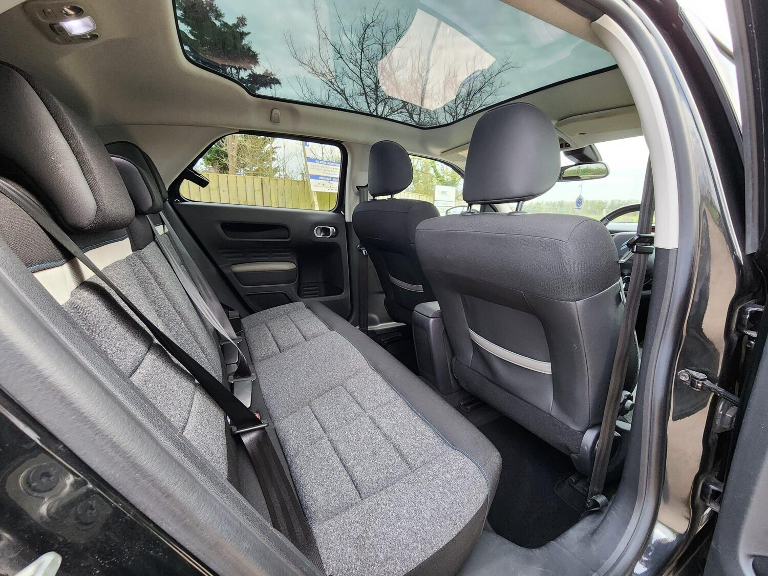 Used Citroen C4 Cactus 2018 for sale - 76550863: Photo 11