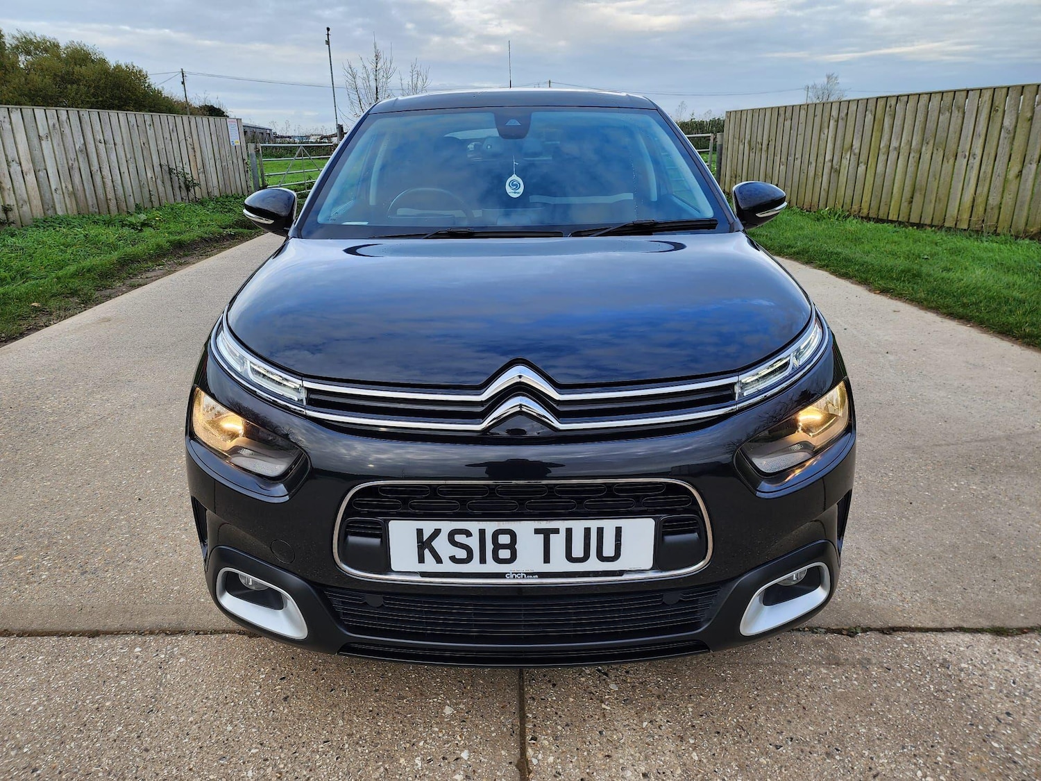 Used Citroen C4 Cactus 2018 for sale - 76550863: Photo 2