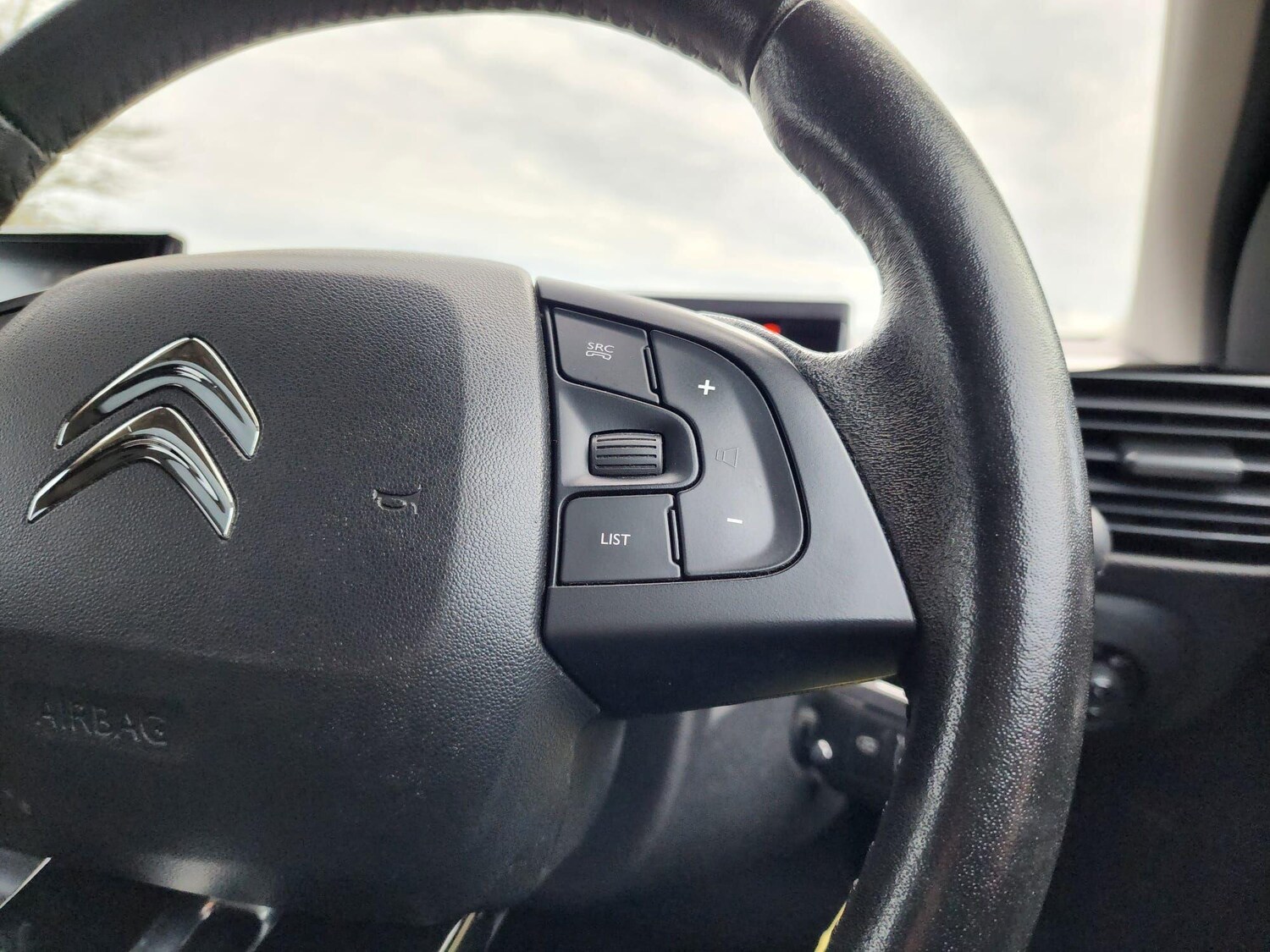 Used Citroen C4 Cactus 2018 for sale - 76550863: Photo 26