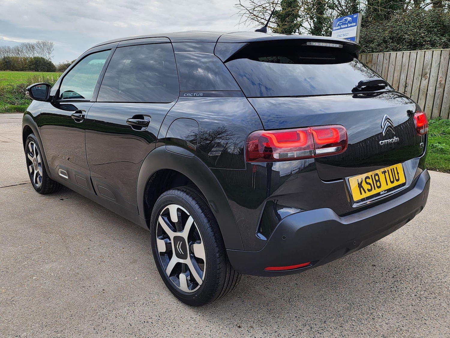 Used Citroen C4 Cactus 2018 for sale - 76550863: Photo 4