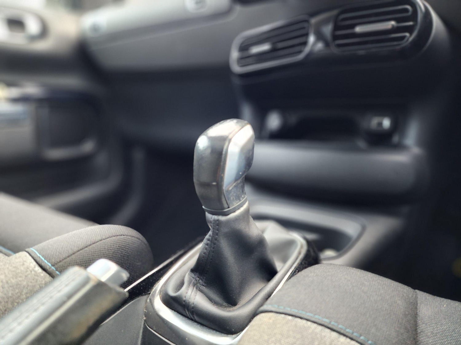 Used Citroen C4 Cactus 2018 for sale - 76550863: Photo 7