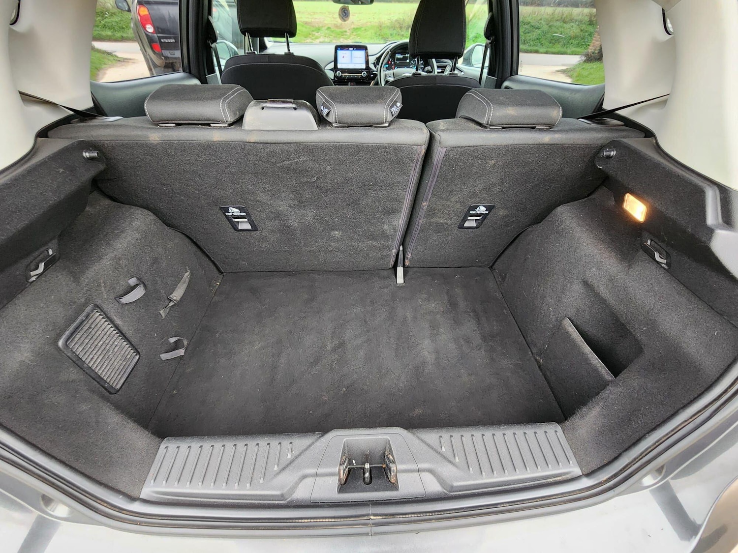 Used Ford Fiesta 2019 for sale - 76550312: Photo 23