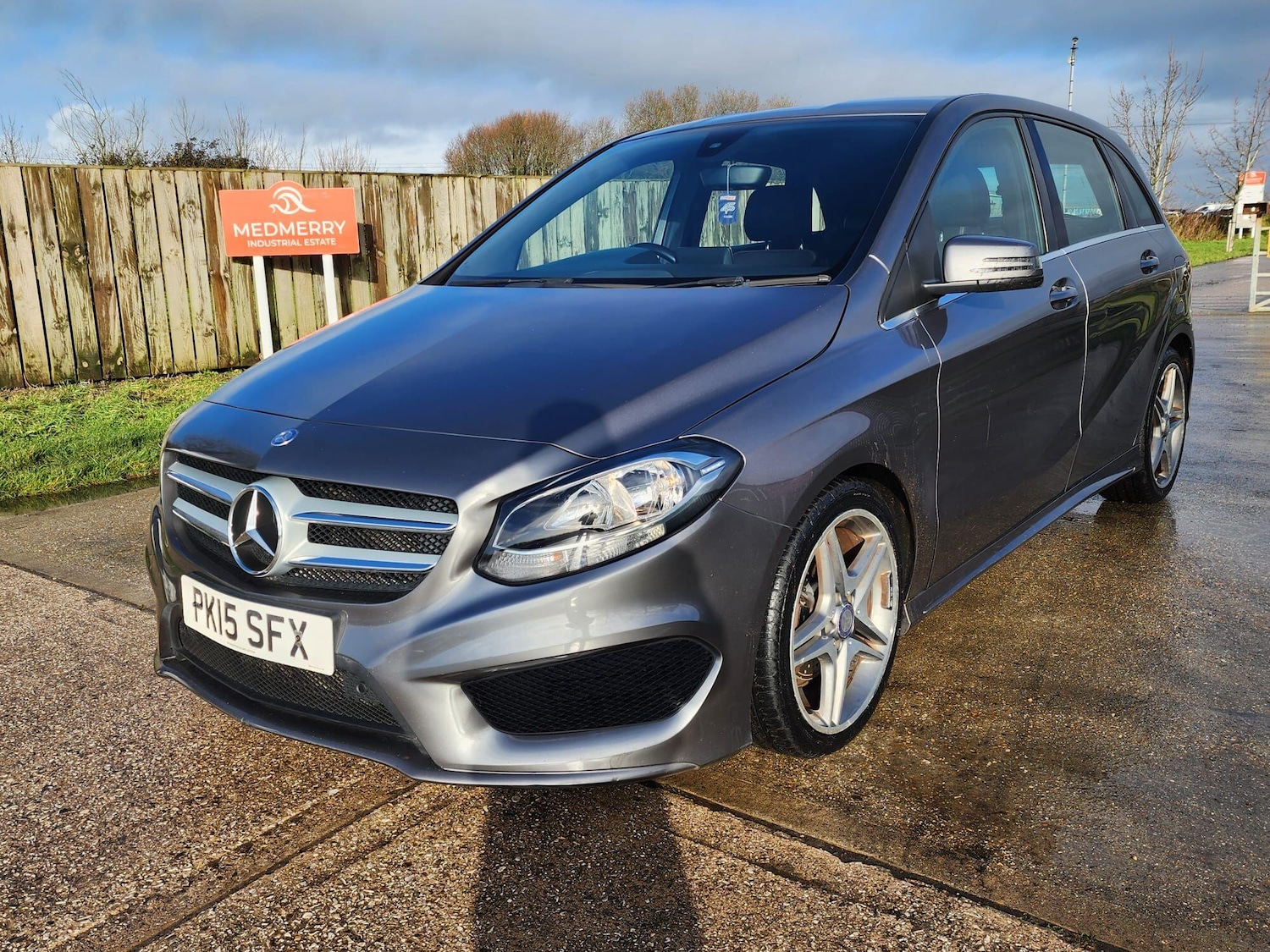 Used Mercedes-Benz B Class 2015 for sale - 77344076: Photo 3