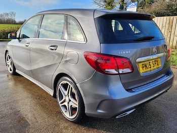 Used Mercedes-Benz B Class 2015 for sale - 77344076: Photo