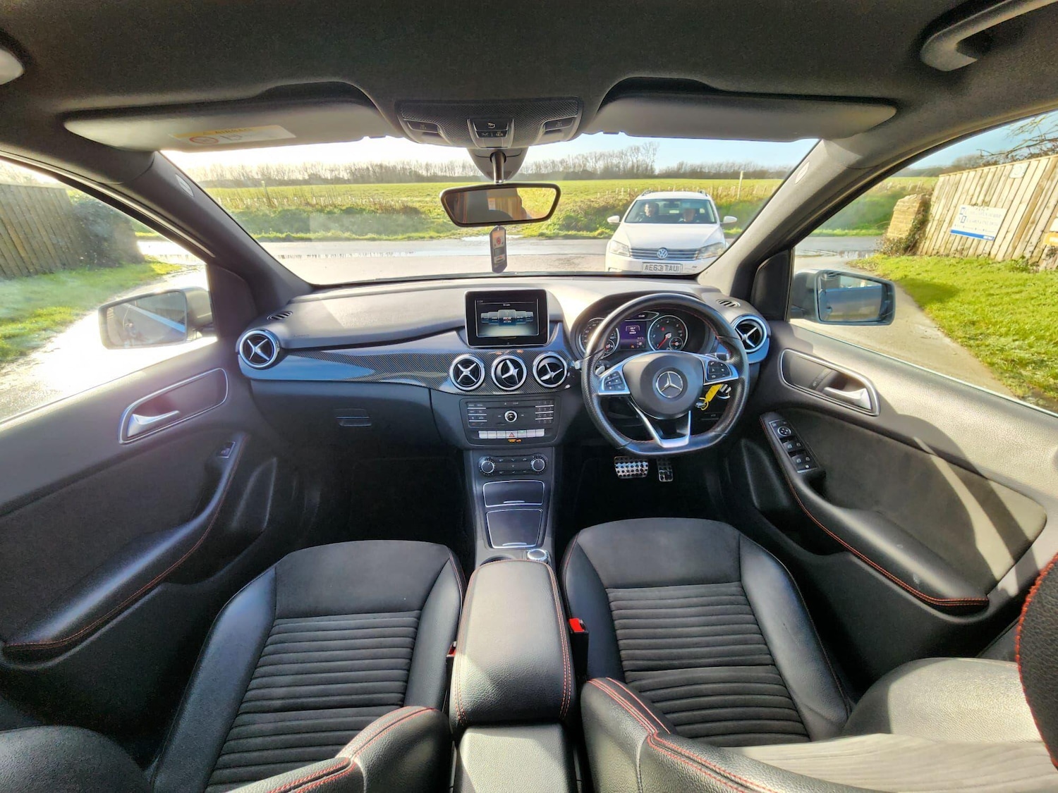 Used Mercedes-Benz B Class 2015 for sale - 77344076: Photo 9