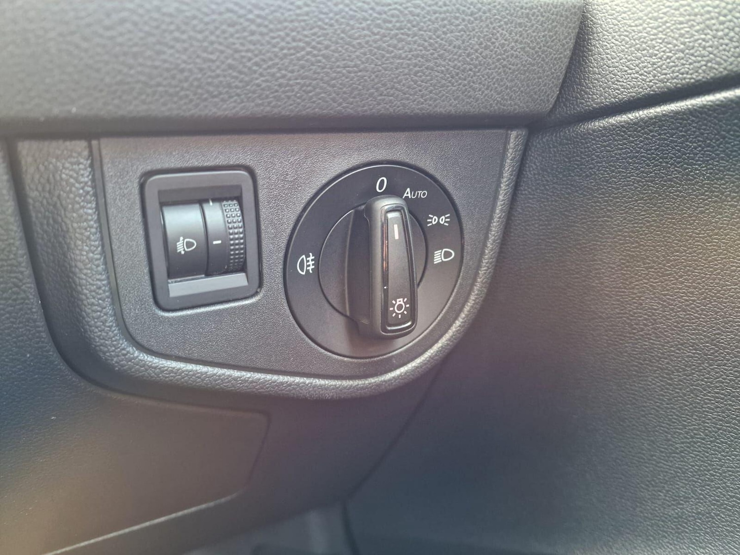Used Volkswagen Polo 2018 for sale - 76349059: Photo 15