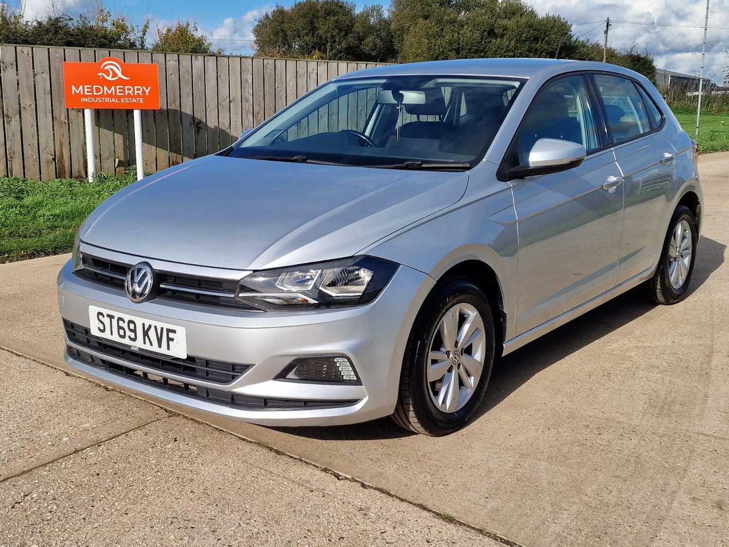 Used Volkswagen Polo 2018 for sale - 76349059: Photo 3