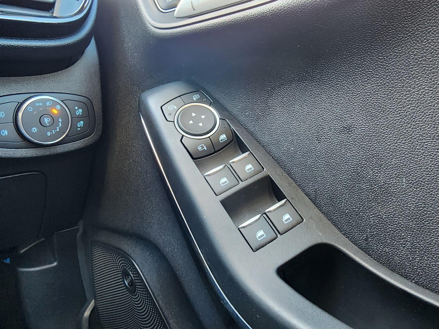 Used Ford Fiesta 2018 for sale - 77229556: Photo 17