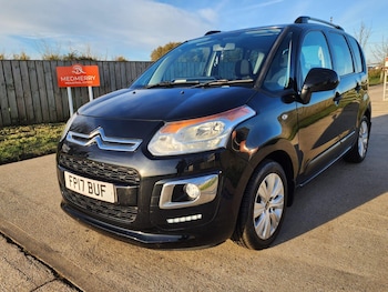 Used Citroen C3 Picasso 2017 for sale - 76689249: Photo