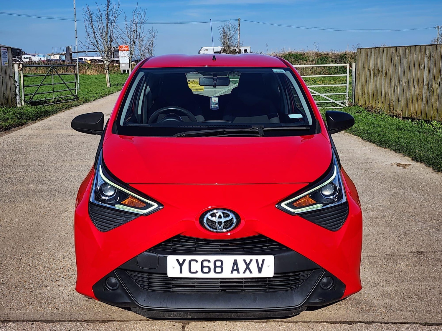 Used Toyota AYGO 2018 for sale - 77722676: Photo 2