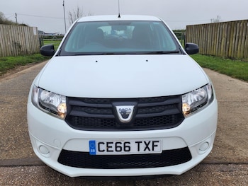 Used Dacia Sandero 2016 for sale - 78018929: Photo
