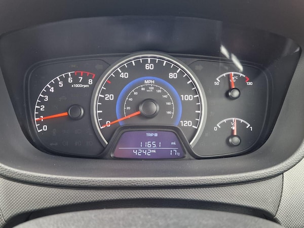 Used Hyundai i10 2019 for sale - 76188403: Photo 16