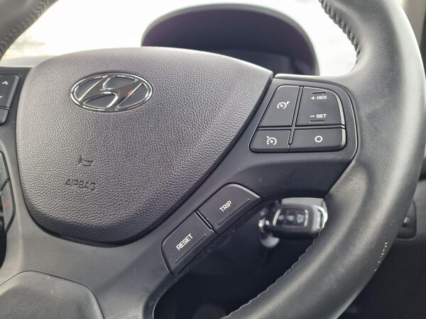 Used Hyundai i10 2019 for sale - 76188403: Photo 18