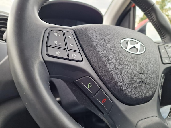 Used Hyundai i10 2019 for sale - 76188403: Photo 19