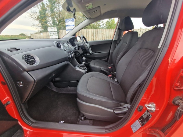 Used Hyundai i10 2019 for sale - 76188403: Photo 20