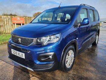 Used Peugeot Rifter 2019 for sale - 77441046: Photo