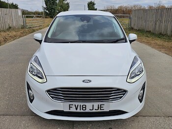 Used Ford Fiesta 2018 for sale - 79279879: Photo