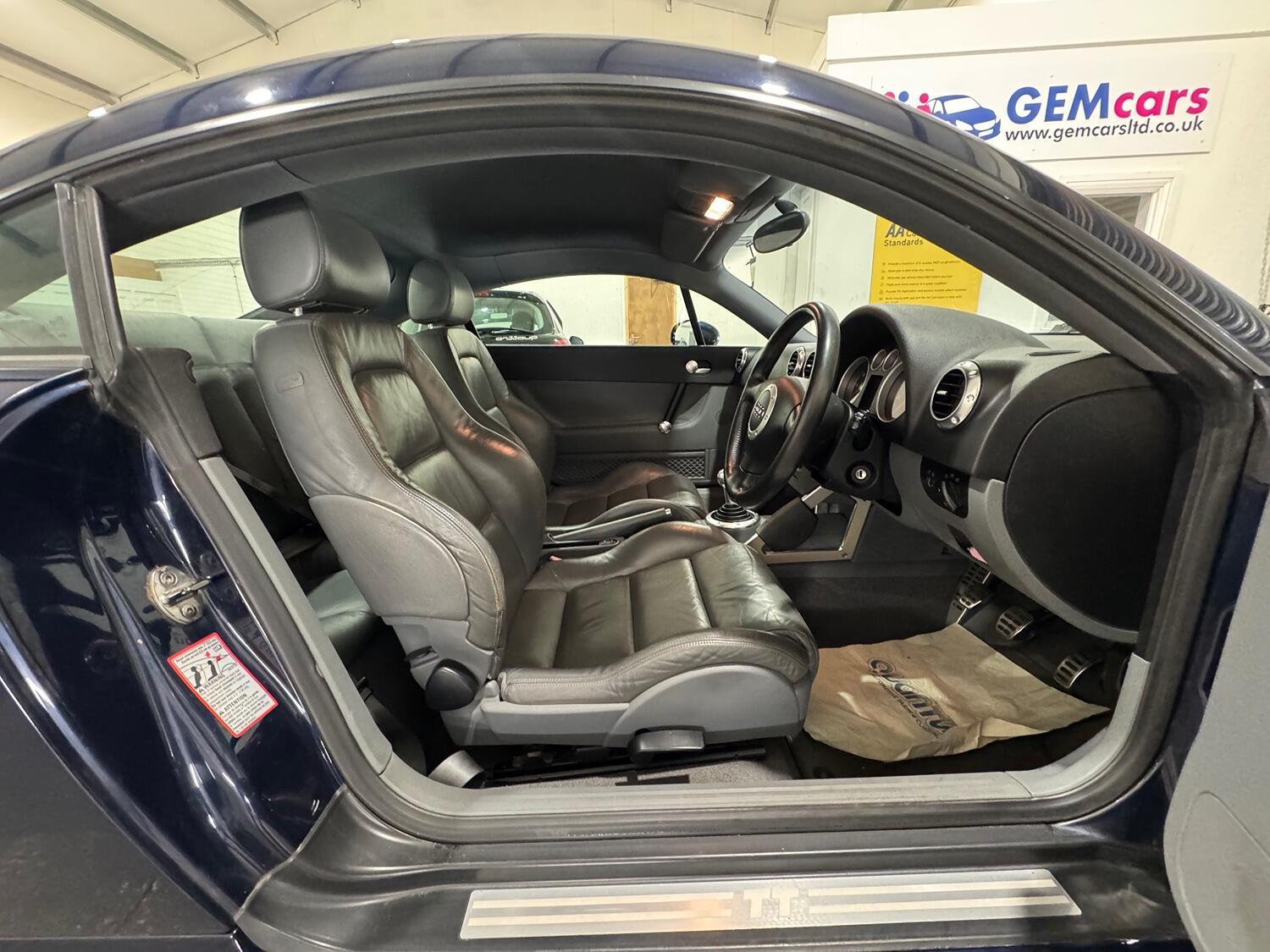 Used Audi TT 2005 for sale - 76418401: Photo 21