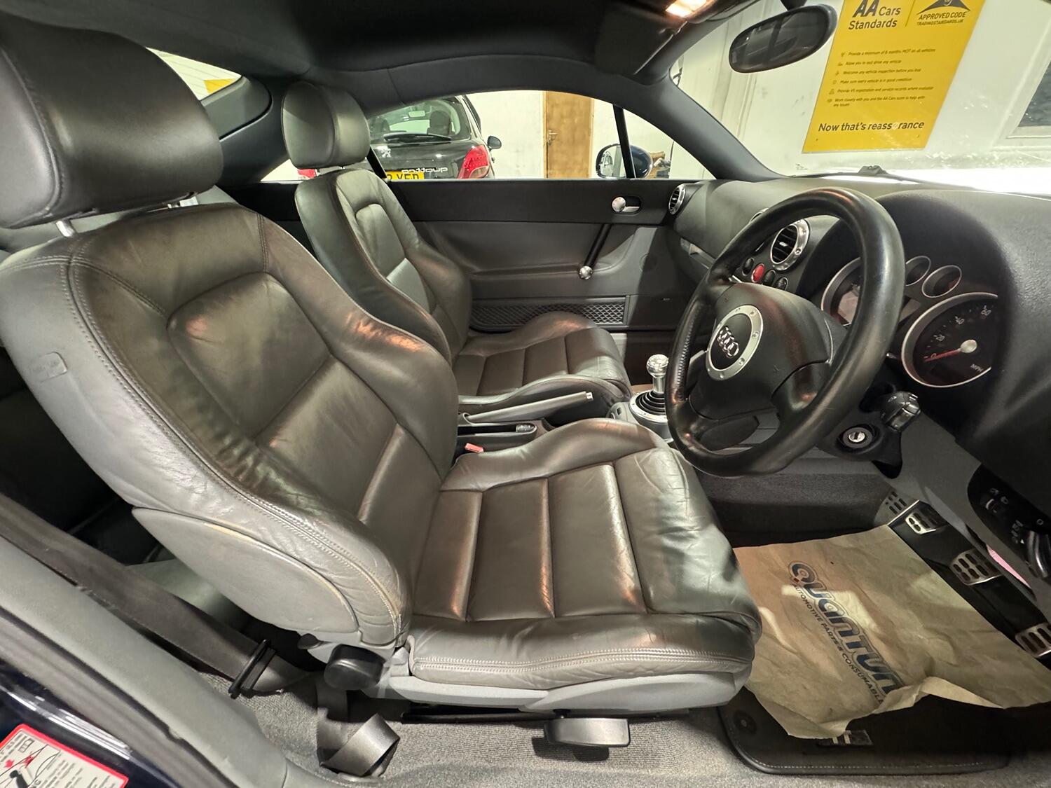 Used Audi TT 2005 for sale - 76418401: Photo 22