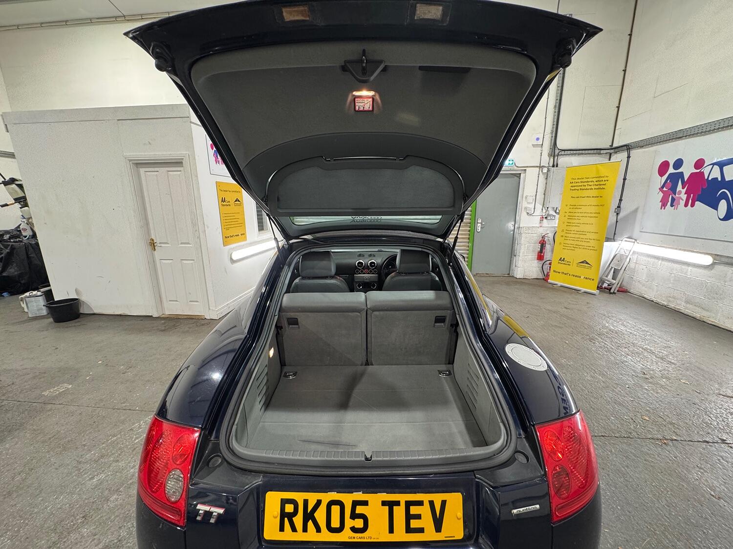 Used Audi TT 2005 for sale - 76418401: Photo 37