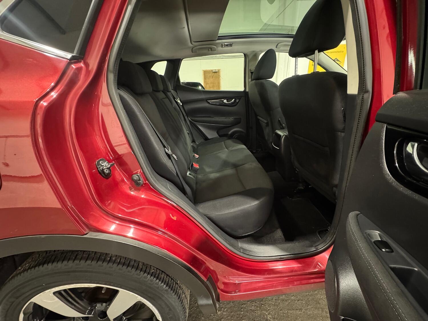 Used Nissan Qashqai 2016 for sale - 76794286: Photo 40