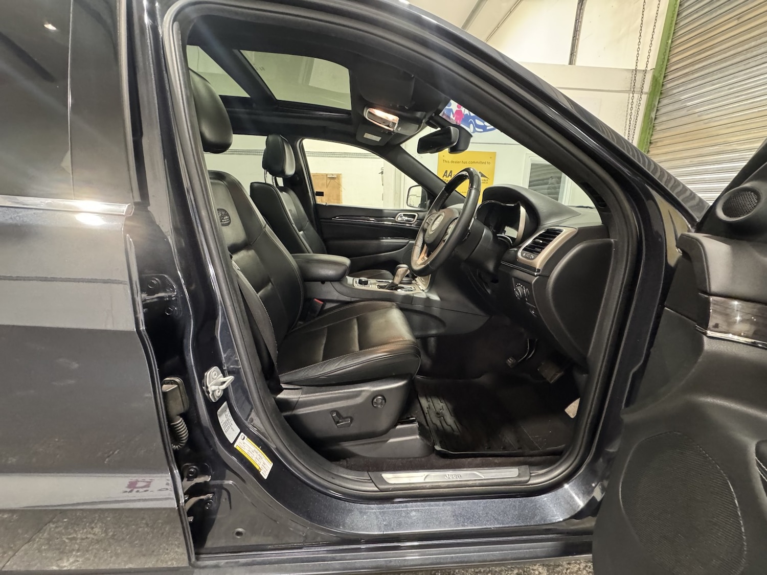 Used Jeep Grand Cherokee 2016 for sale - 76205654: Photo 25