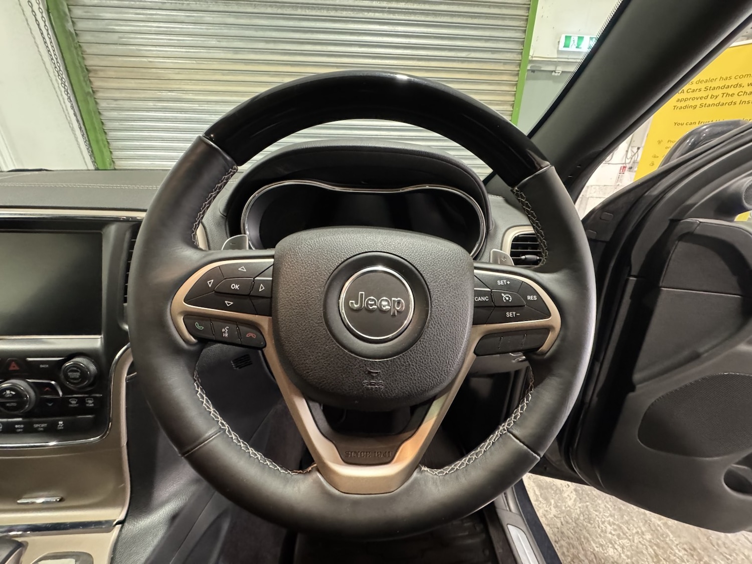 Used Jeep Grand Cherokee 2016 for sale - 76205654: Photo 32