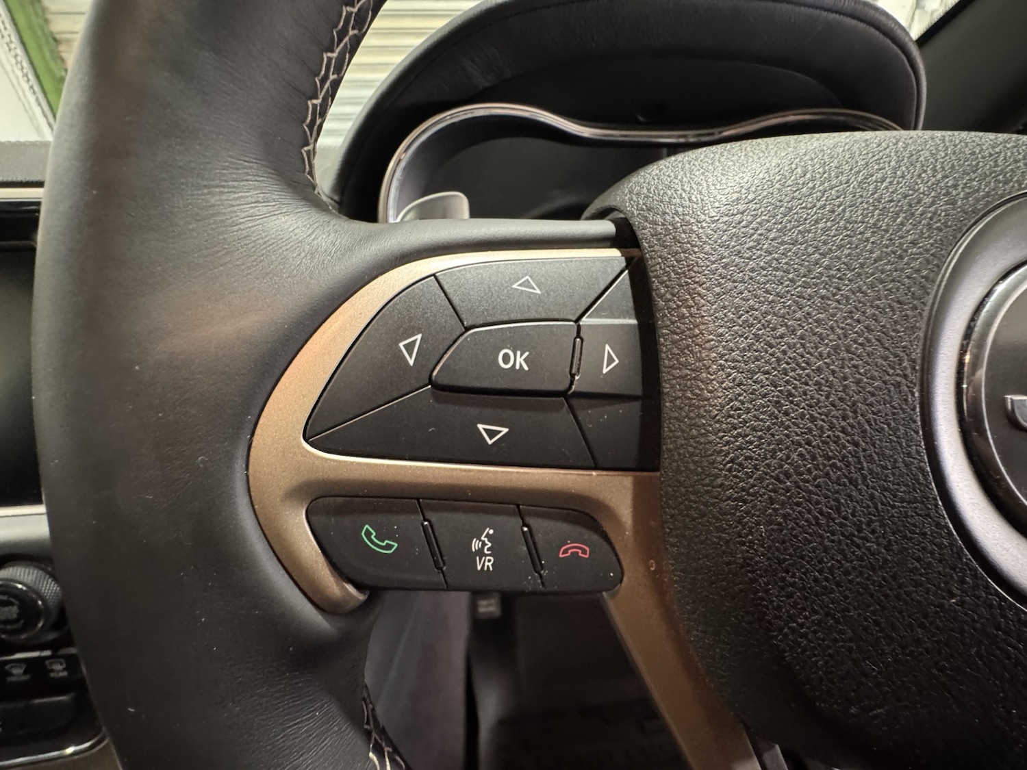 Used Jeep Grand Cherokee 2016 for sale - 76205654: Photo 36