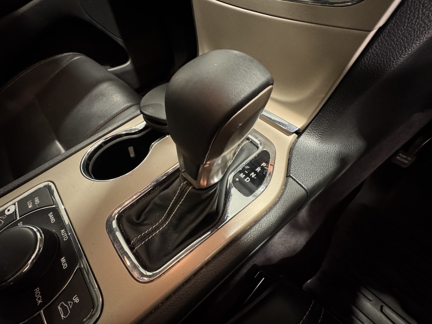 Used Jeep Grand Cherokee 2016 for sale - 76205654: Photo 41