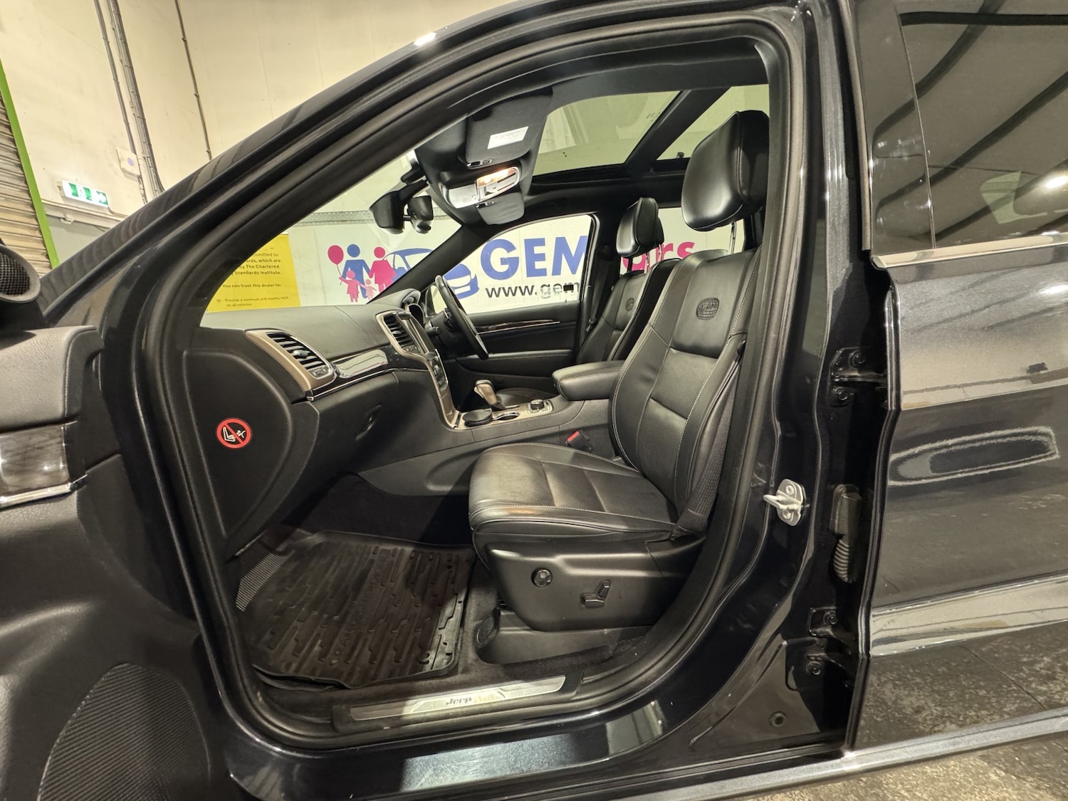 Used Jeep Grand Cherokee 2016 for sale - 76205654: Photo 65