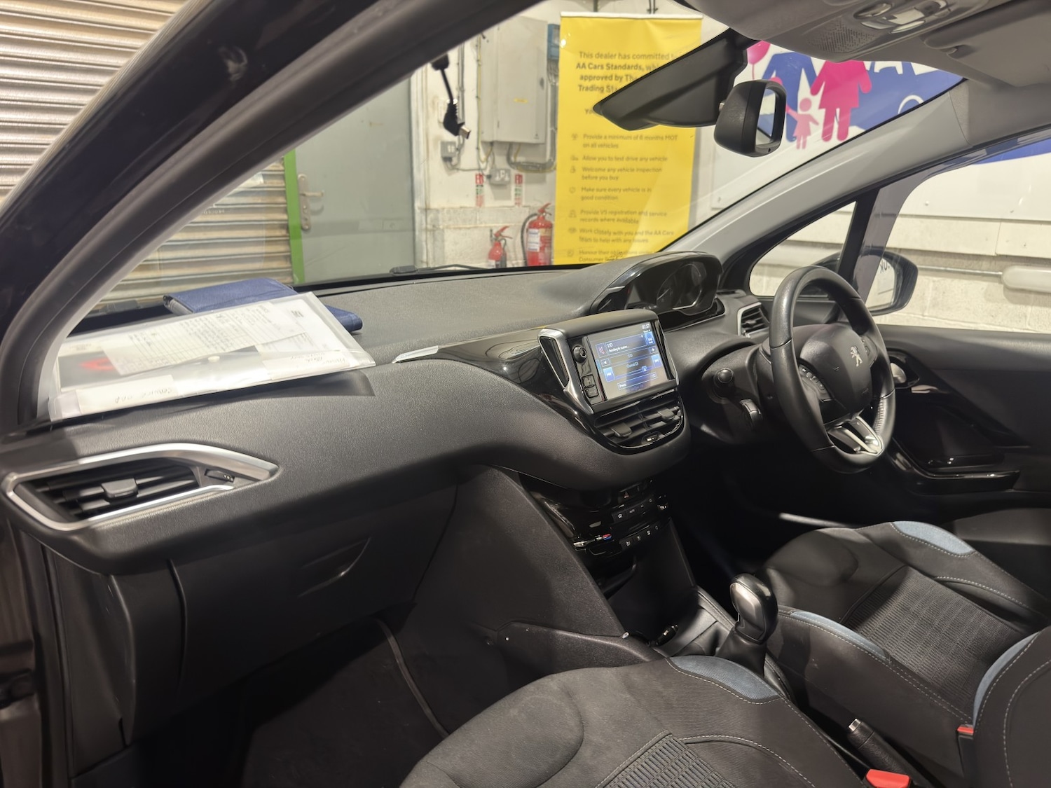 Used Peugeot 208 2015 for sale - 77915748: Photo 37