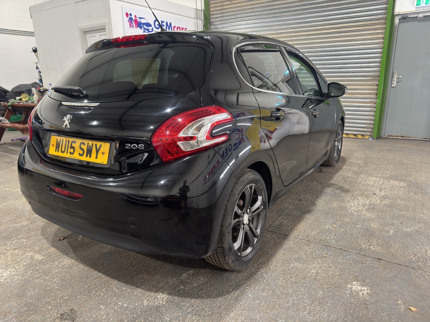 Used Peugeot 208 2015 for sale - 77915748: Photo 4