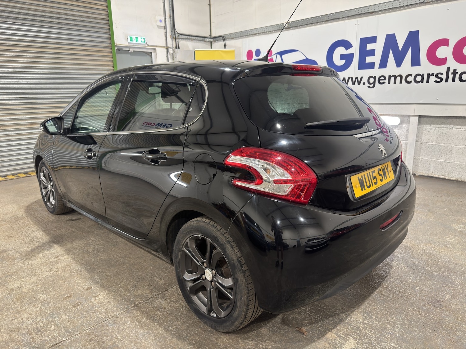 Used Peugeot 208 2015 for sale - 77915748: Photo 6