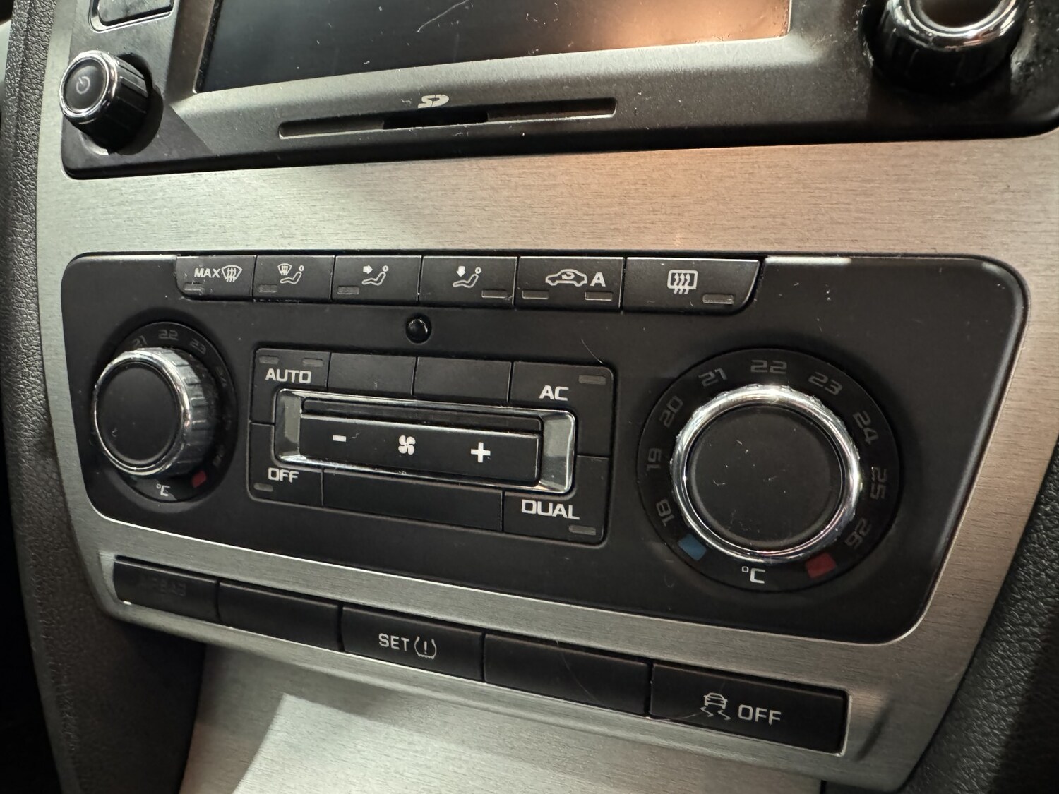 Used Skoda Octavia 2010 for sale - 77953960: Photo 27