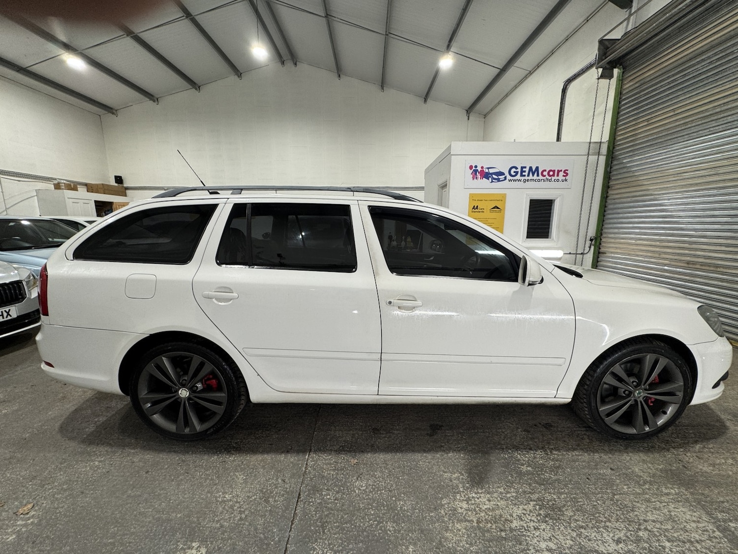 Used Skoda Octavia 2010 for sale - 77953960: Photo 4