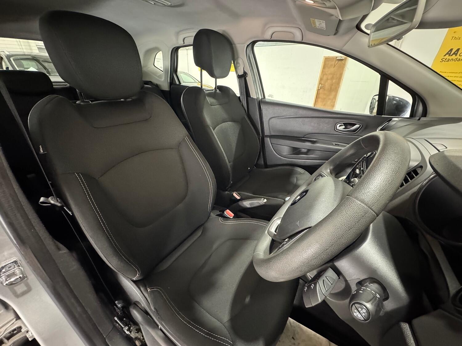 Used Renault Captur 2018 for sale - 78031679: Photo 46