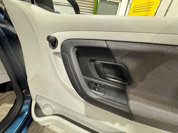 Used Skoda Fabia 2013 for sale - 76128898: Photo 19