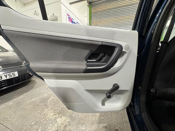 Used Skoda Fabia 2013 for sale - 76128898: Photo 42