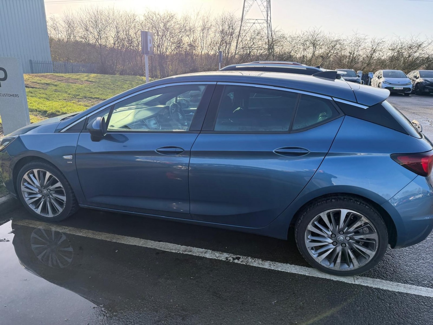 Used Vauxhall Astra 2016 for sale - 77438362: Photo 2