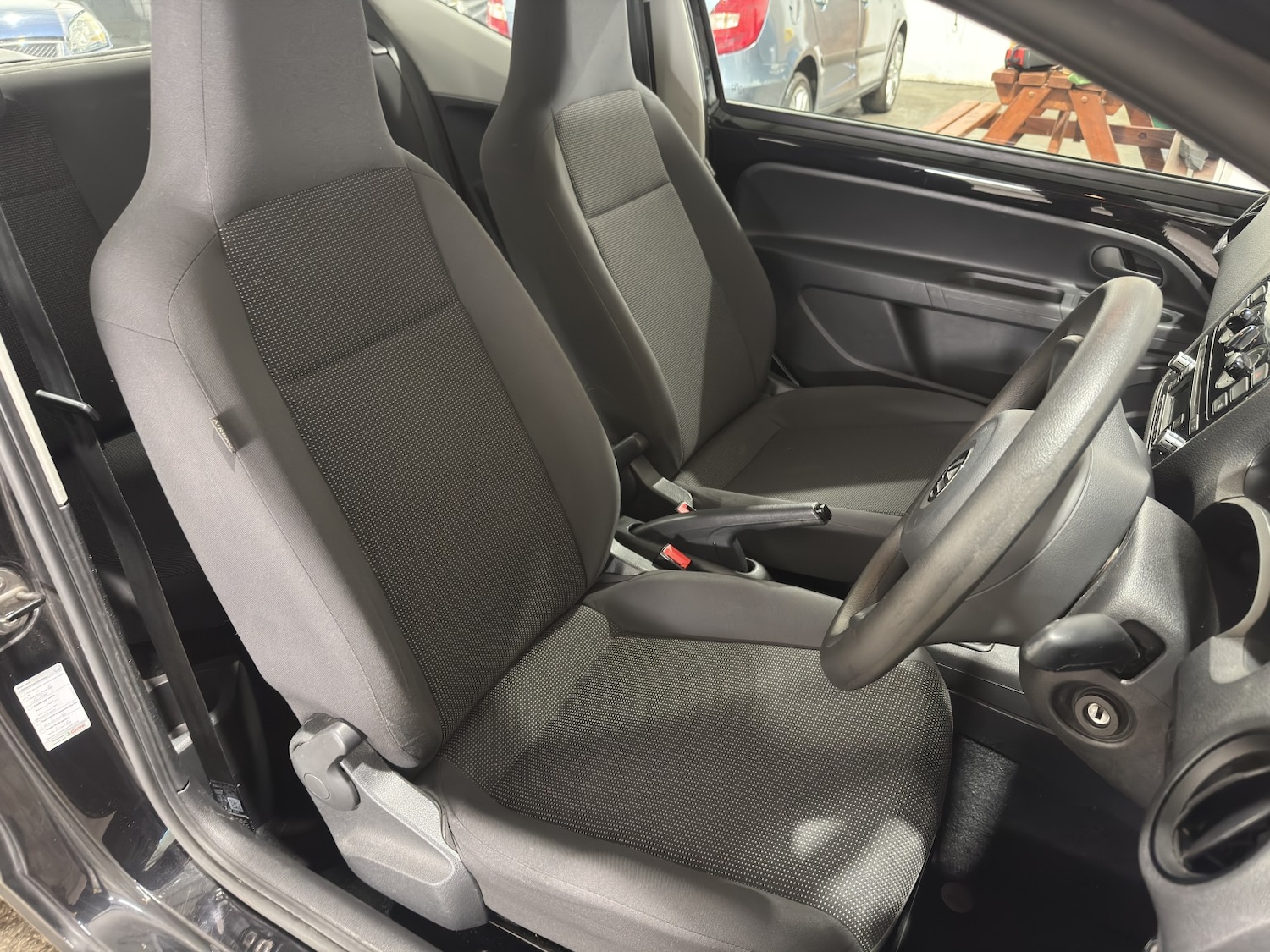 Used Volkswagen up! 2013 for sale - 77749976: Photo 14