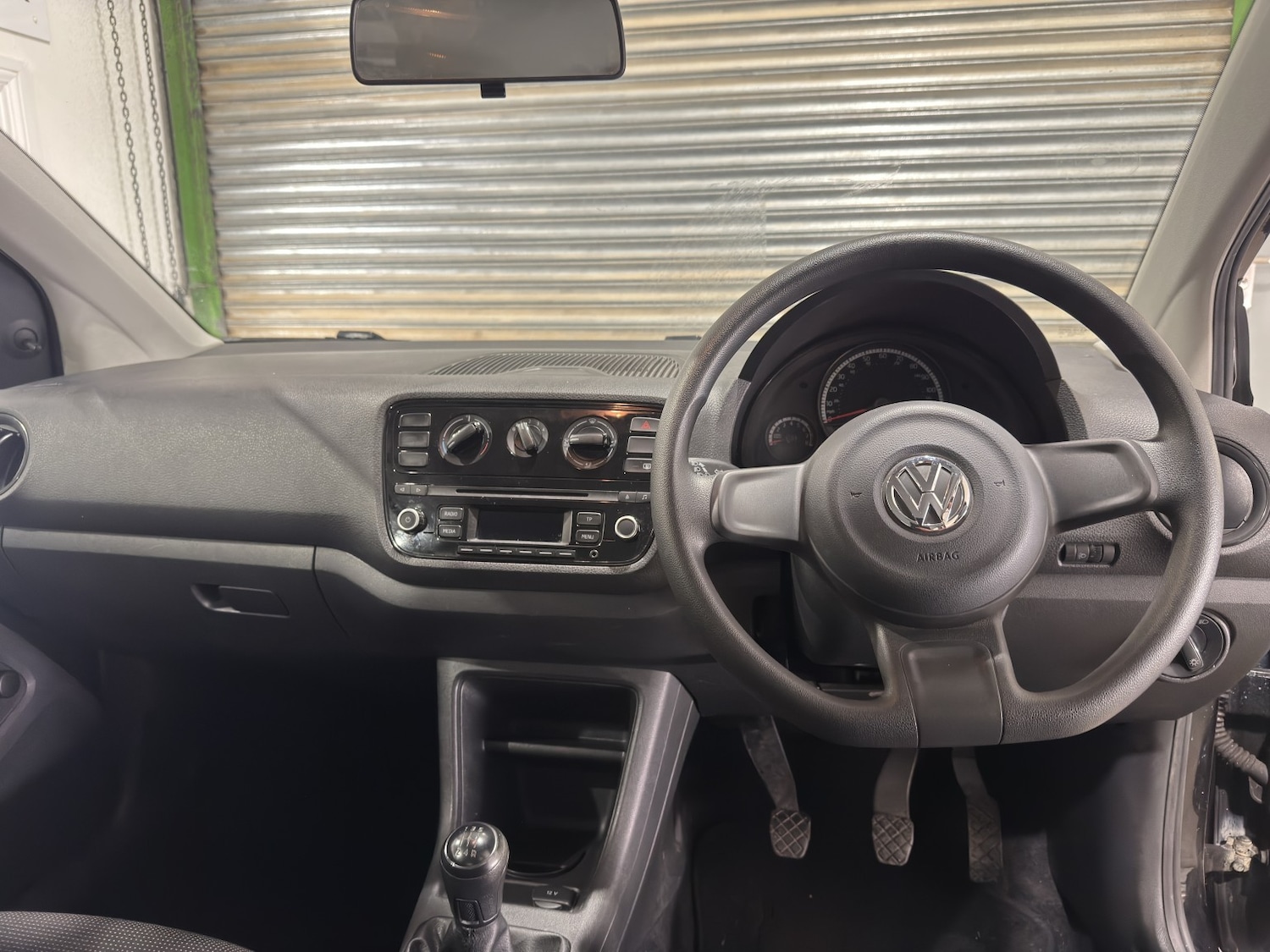 Used Volkswagen up! 2013 for sale - 77749976: Photo 15