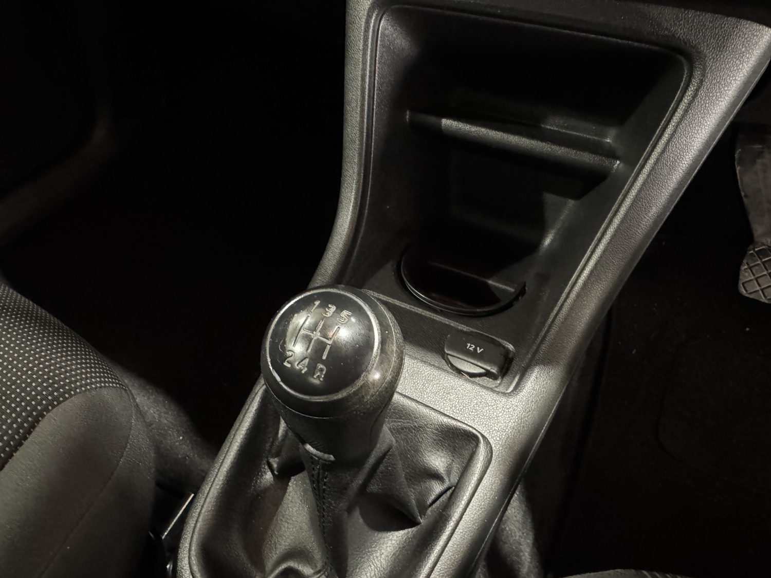 Used Volkswagen up! 2013 for sale - 77749976: Photo 22