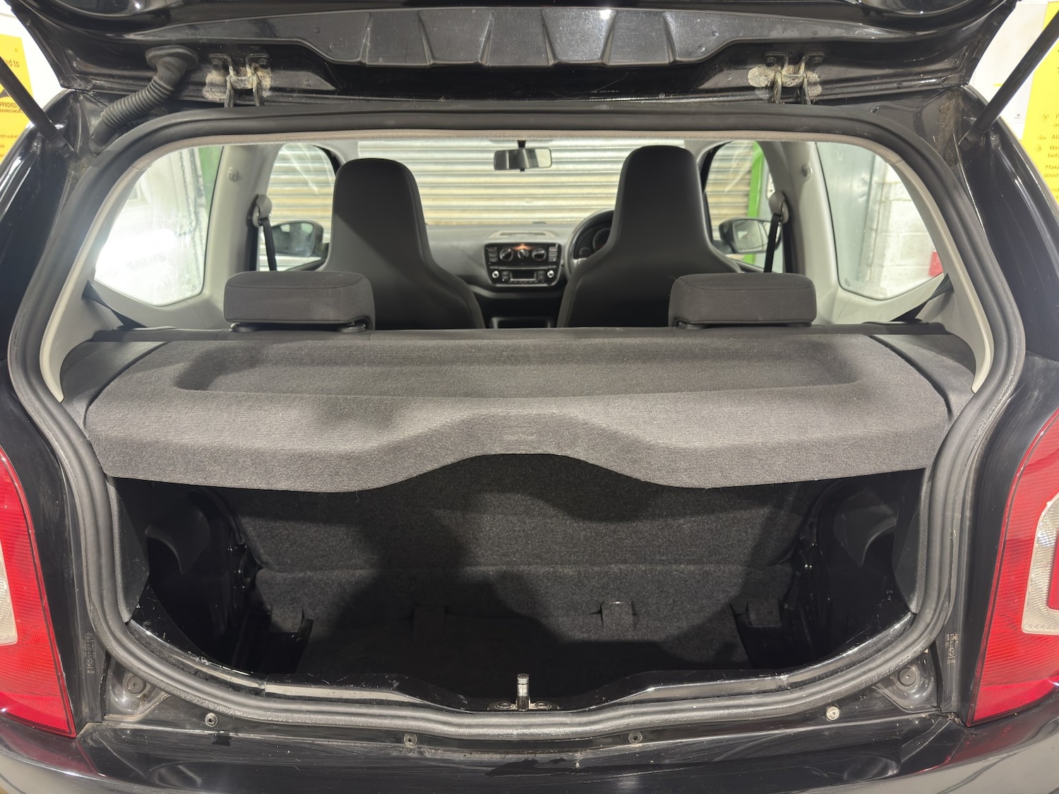 Used Volkswagen up! 2013 for sale - 77749976: Photo 24