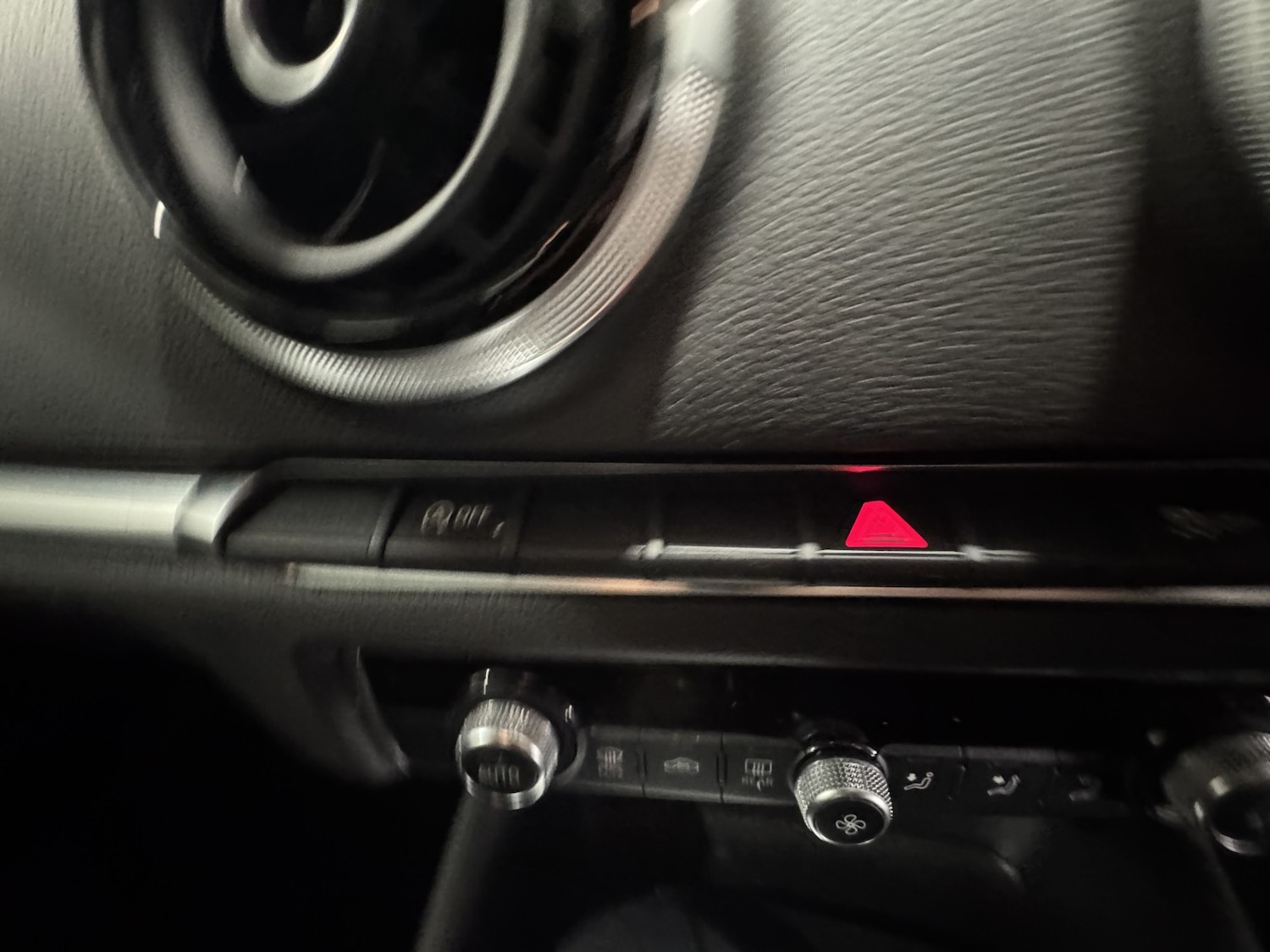 Used Audi A3 2016 for sale - 76945556: Photo 38